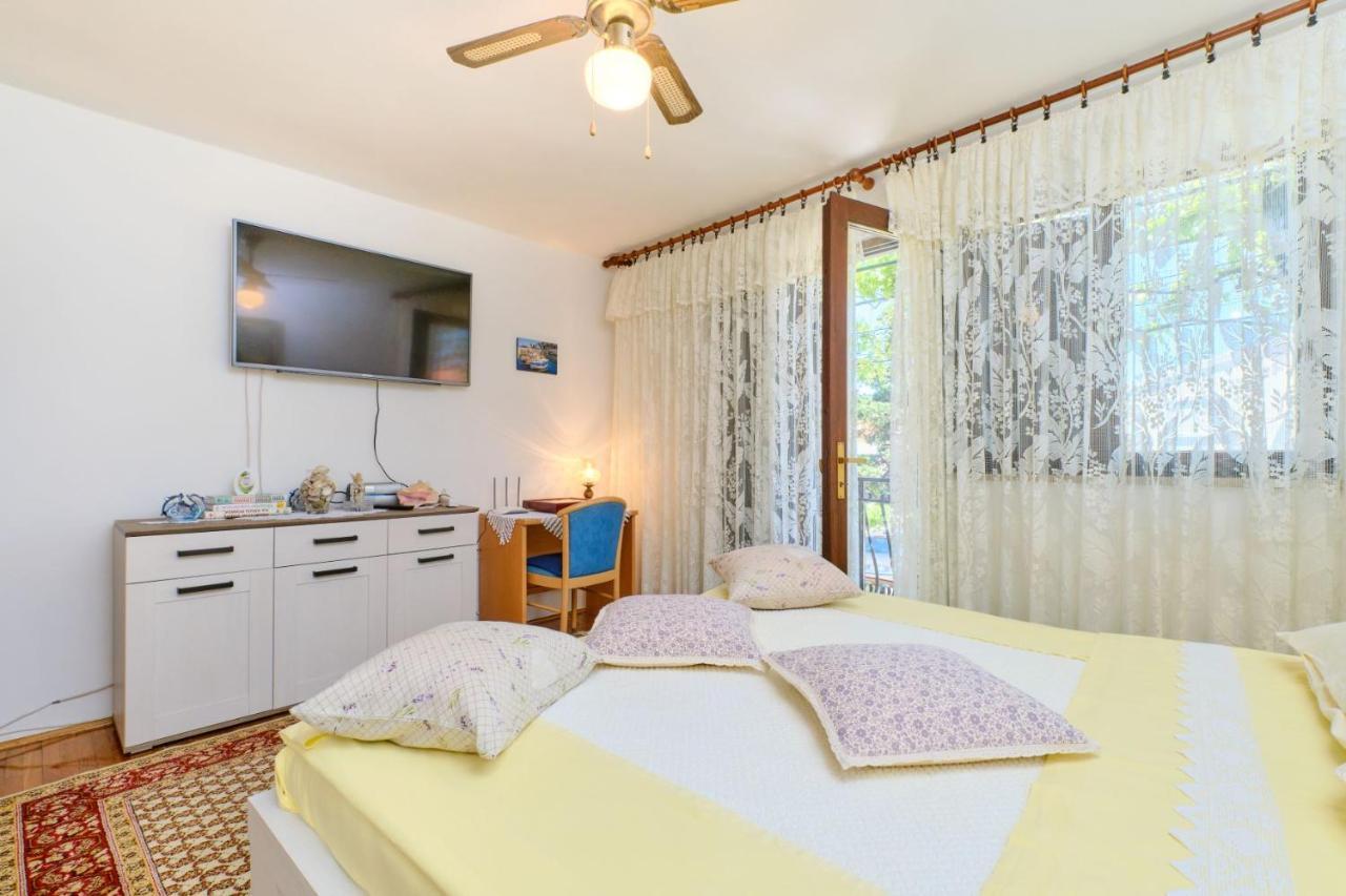 Apartman Ana Mali Lošinj Exteriör bild